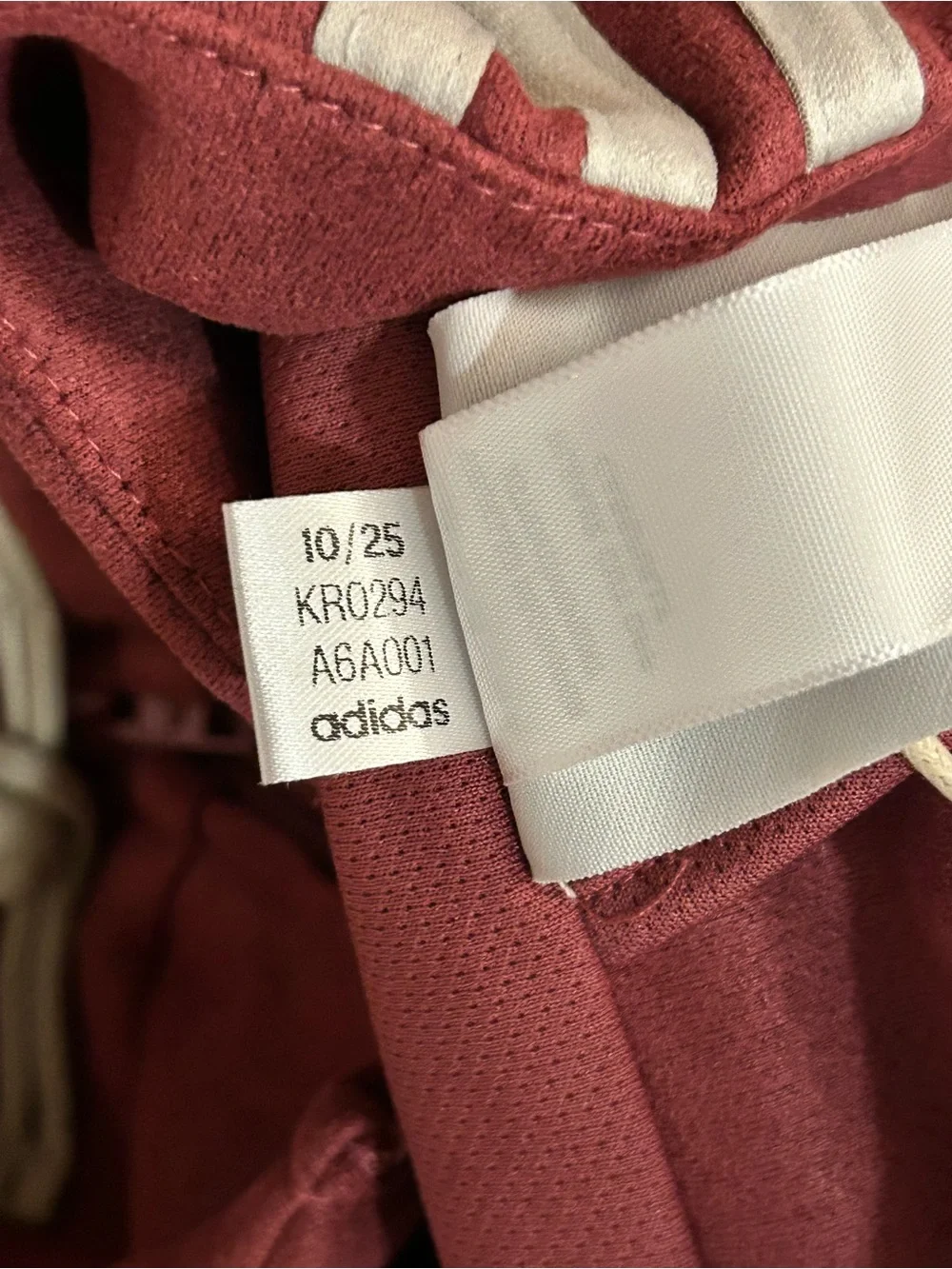 adidas CTT Track Top 3.1 Gender Neutral Jacket Collegiate Burgundy (Asia Sizing)